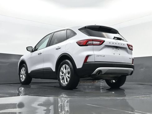 Used 2025 Ford Escape Active AWD/4WD image 22