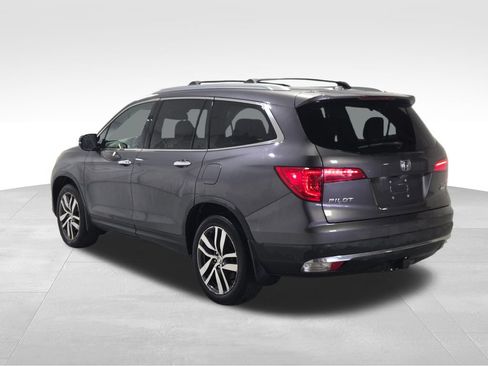 Used 2017 Honda Pilot Touring image 5