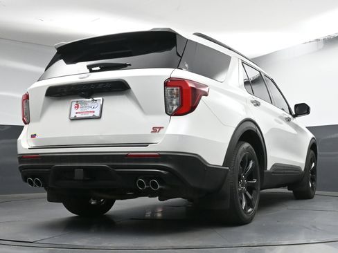 Used 2020 Ford Explorer ST w/ ST Street Pack image 28
