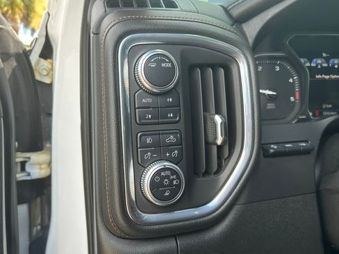 Used 2020 GMC Sierra 2500 AT4 w/ AT4 Premium Package image 68