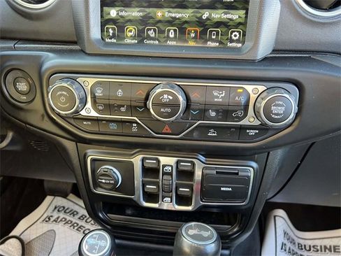 Used 2022 Jeep Wrangler Unlimited Sahara w/ Cold Weather Group image 23