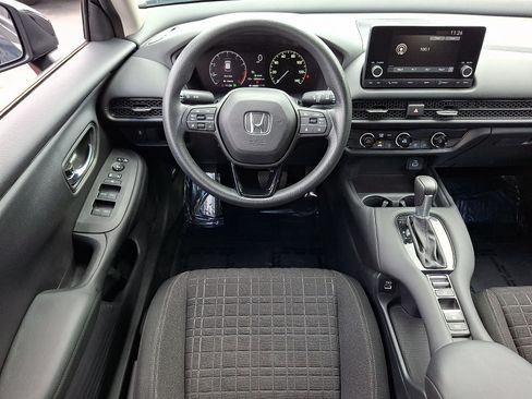 Certified 2023 Honda HR-V LX image 10