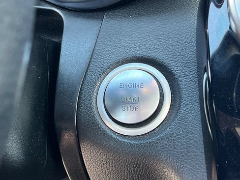 Used 2017 Mercedes-Benz C 300 4MATIC Cabriolet image 22