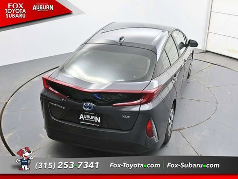 Used 2022 Toyota Prius Prime XLE image 23