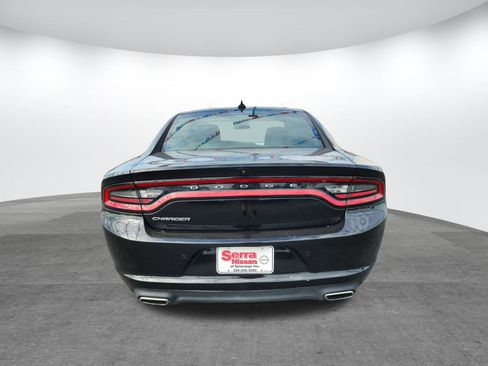 Used 2023 Dodge Charger SXT image 6