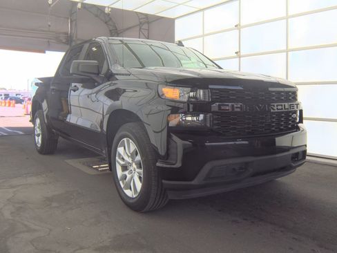 Used 2022 Chevrolet Silverado 1500 Custom w/ LPO, Dark Essentials Package image 6