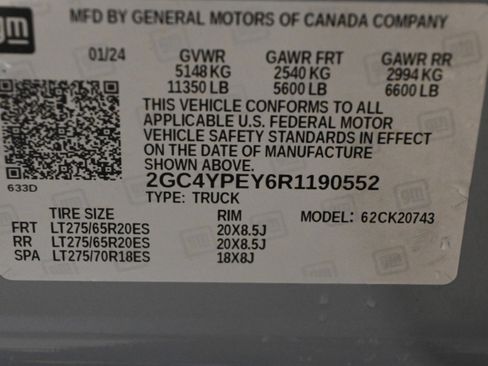 Used 2024 Chevrolet Silverado 2500 LTZ w/ LTZ Plus Package image 17