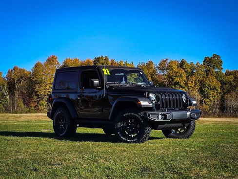 Certified 2021 Jeep Wrangler Willys image 2