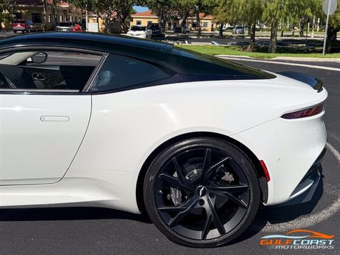 Used 2019 Aston Martin DBS Superleggera RWD image 40