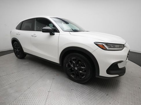 Certified 2024 Honda HR-V Sport image 35