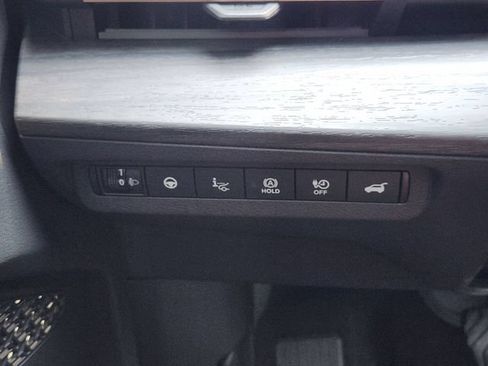 Used 2023 Nissan Ariya AWD/4WD image 24