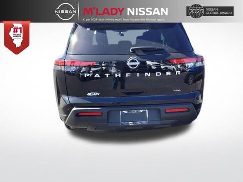 New 2025 Nissan Pathfinder S image 6