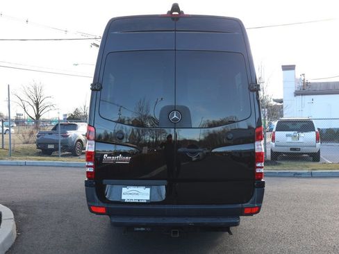 Used 2016 Mercedes-Benz Sprinter 3500 image 4