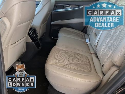 Used 2022 Lincoln Nautilus Reserve w/ Equipment Group 201A image 8