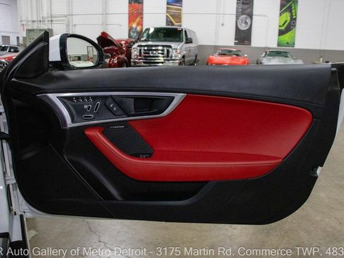 Used 2018 Jaguar F-TYPE R-Dynamic AWD/4WD image 34