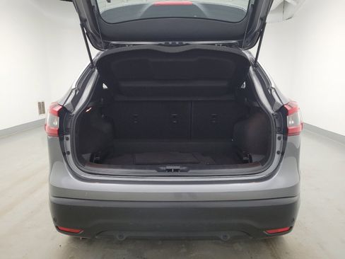 Used 2020 Nissan Rogue Sport S image 29