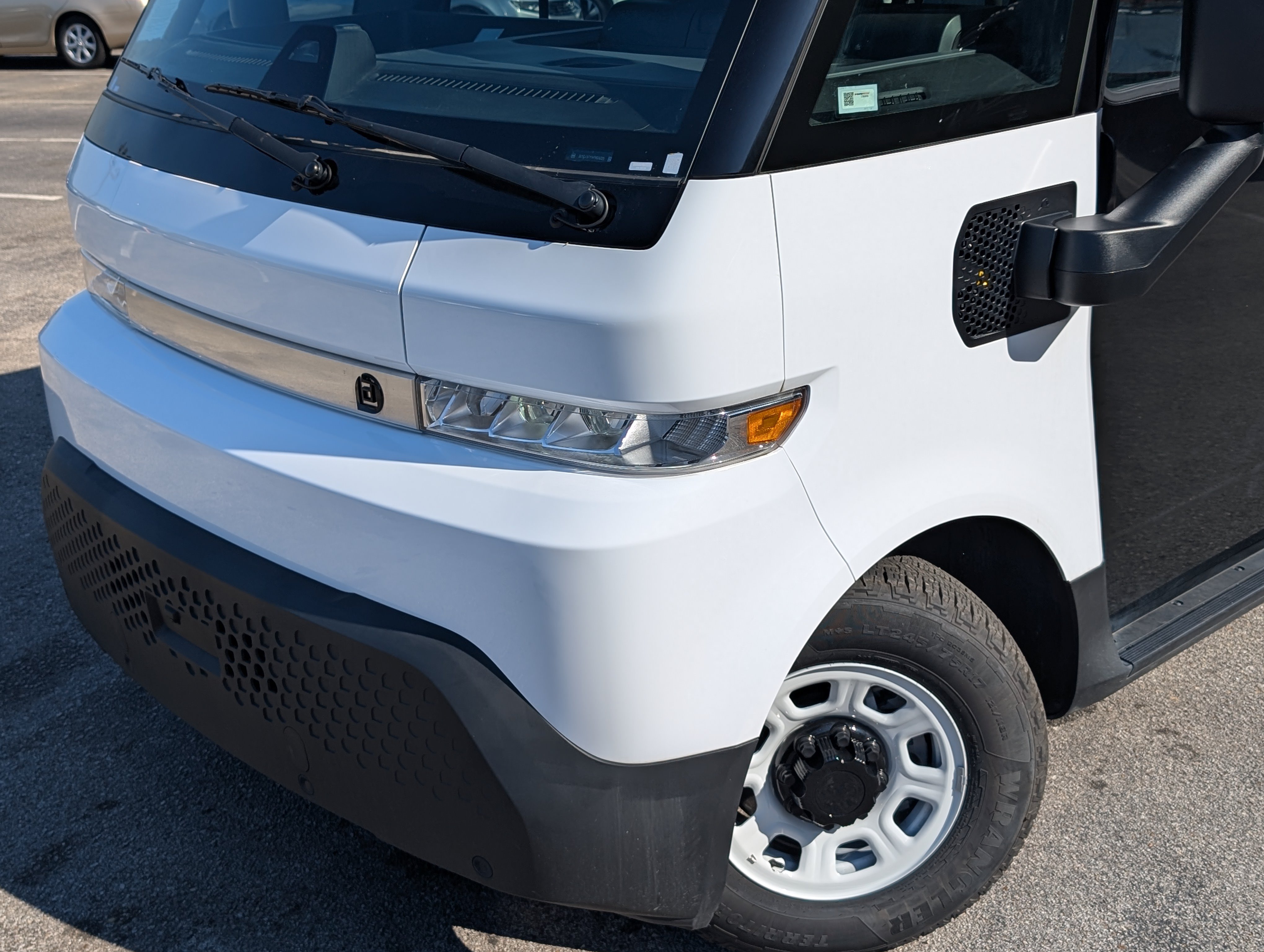 Used 2024 Chevrolet Brightdrop 600 w/ Commercial Equipment Package AWD/4WD image 13