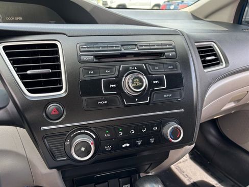 Used 2014 Honda Civic LX image 17
