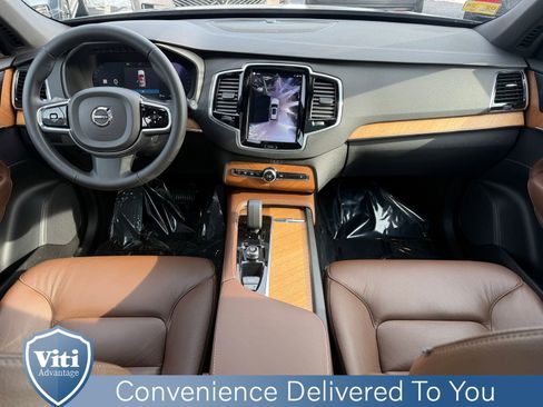 Certified 2023 Volvo XC90 B6 Plus w/ Protection Package image 2