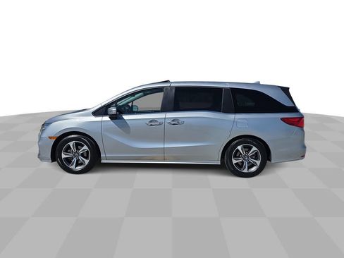 Used 2018 Honda Odyssey Touring image 5