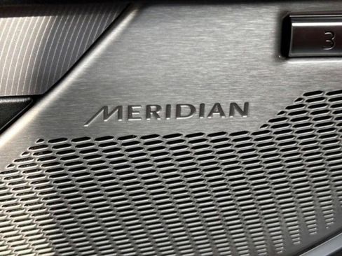 New 2024 Jaguar XF R-Dynamic SE image 39