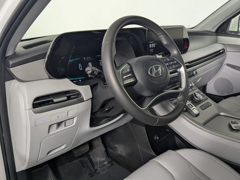 Used 2025 Hyundai Palisade SEL FWD image 12