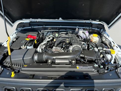 New 2025 Jeep Wrangler Sport S image 9