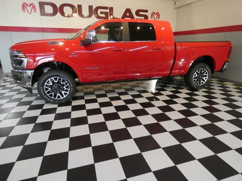 New 2026 RAM 2500 Limited AWD/4WD image 2