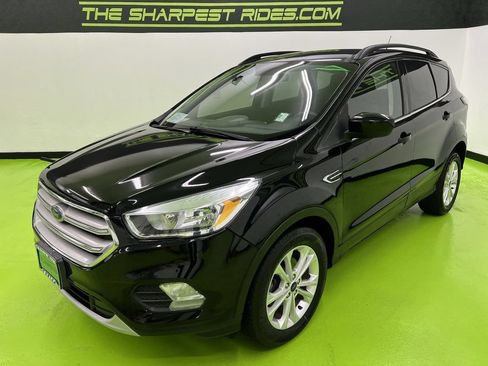 Used 2018 Ford Escape SE FWD image 5