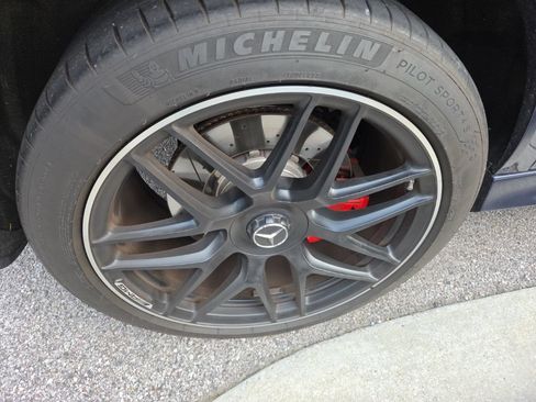Used 2024 Mercedes-Benz GLE 63 AMG S image 10