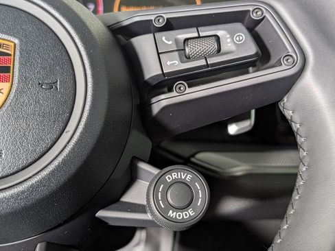 New 2026 Porsche Cayenne Coupe image 42