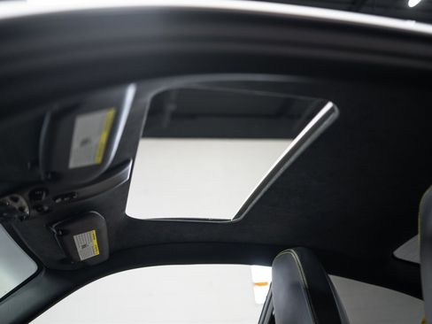 Used 2013 Porsche 911 Turbo S image 67