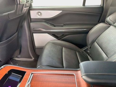 Used 2025 Lincoln Navigator L Black Label AWD/4WD image 14