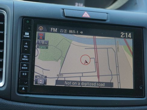 Used 2016 Honda CR-V Touring image 16