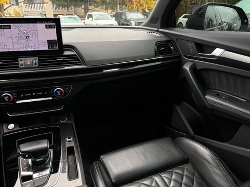 Used 2021 Audi SQ5 Premium Plus w/ Premium Plus Package image 16