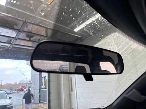 Used 2021 RAM 1500 Big Horn image 28