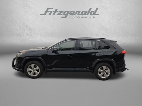 Used 2019 Toyota RAV4 XLE w/ Convenience Package AWD/4WD image 5