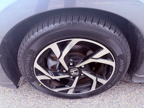 Used 2016 Honda CR-Z EX image 14