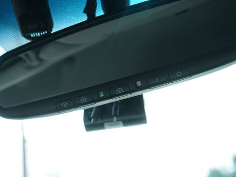 Used 2015 Kia Sedona EX FWD image 25