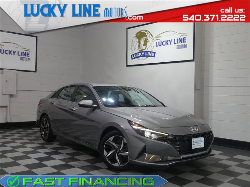 Used 2022 Hyundai Elantra SEL w/ Convenience + Premium Package FWD image 1