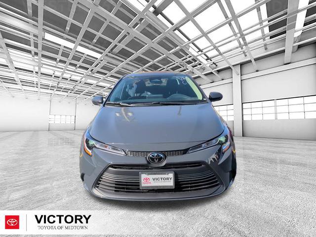 Used 2027 Toyota Corolla LE FWD image 9
