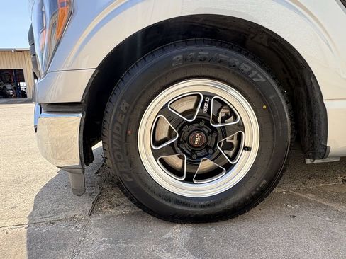 Used 2023 Ford F150 XL w/ XL Chrome Appearance Package RWD image 9