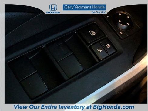 Used 2021 Toyota RAV4 XLE image 25