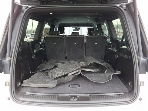 Used 2024 Jeep Wagoneer 4WD w/ Convenience Group I image 33