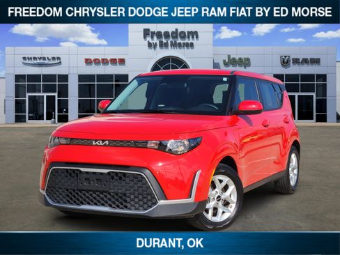 Used 2025 Kia Soul LX w/ LX Technology Package image 1