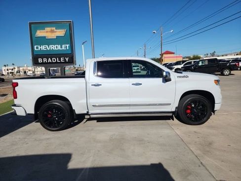New 2026 Chevrolet Silverado 1500 High Country AWD/4WD image 3