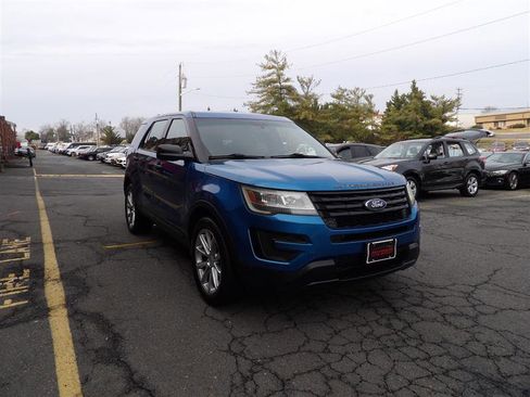 Used 2016 Ford Explorer 4WD Police Interceptor w/ Interior Upgrade Package image 2