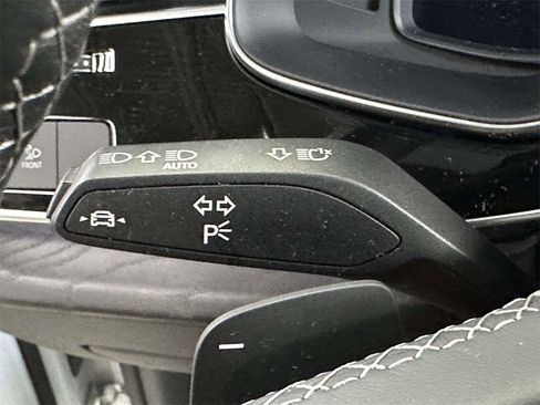 Used 2023 Audi Q8 Premium w/ Convenience Package image 28