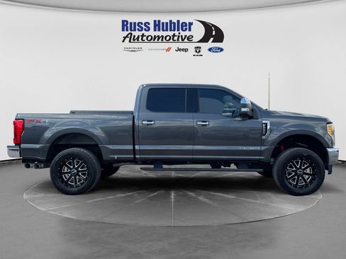 Used 2017 Ford F250 Lariat w/ Chrome Package AWD/4WD image 8