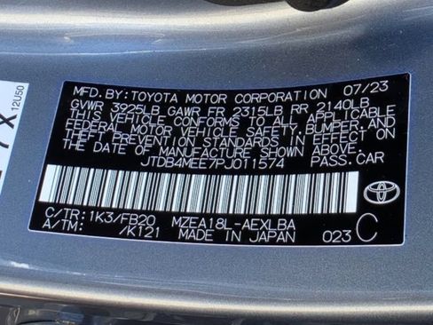 Used 2023 Toyota Corolla LE w/ Carpet Mat Package (TMS) FWD image 31